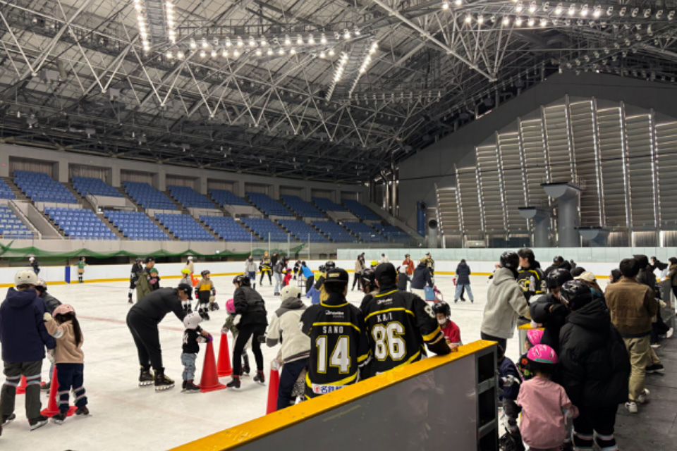 名古屋オルクスによるアイスホッケー体験教室